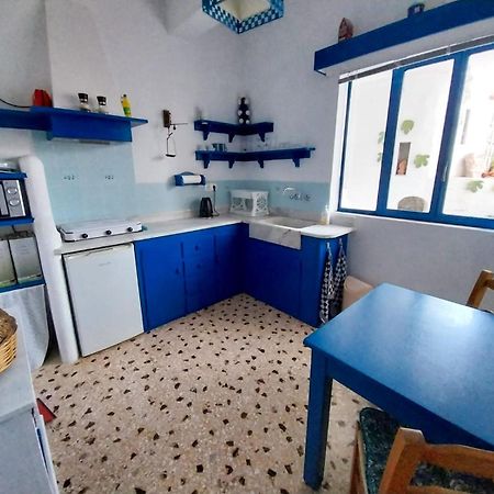 Blue On The Beach Порос Экстерьер фото